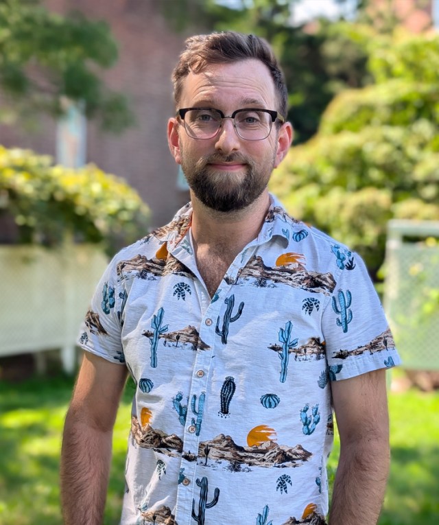 Erik Teichmann Headshot